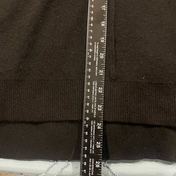 C by Bloomingdales Black Cashmere Tunic Cowl Neck Sweater - Size Medium - Picture 7 of 7